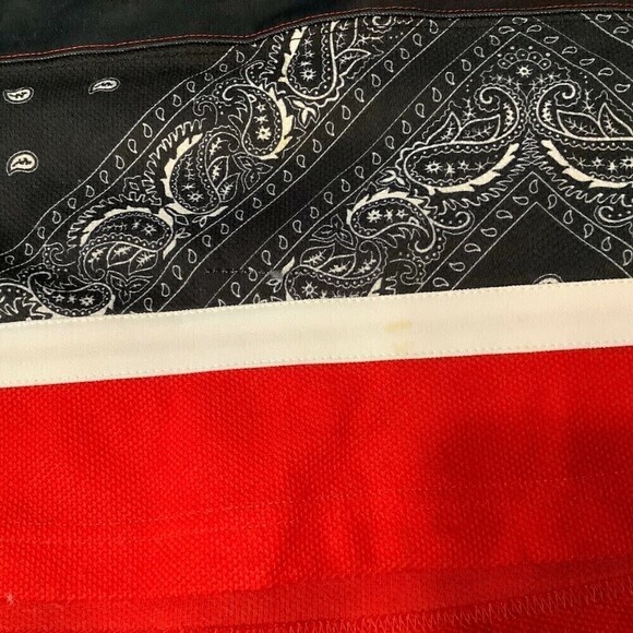 Post Game Large Biggie Smalls Red Black Hockey Jersey 92 Notorous B.I.G Wallace - Picture 4 of 12